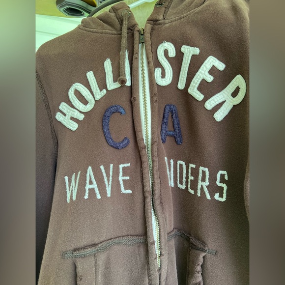 Hollister Chocolate Brown Hoodie/Jacket with Embroidery Vintage Distressed new - Picture 2 of 9